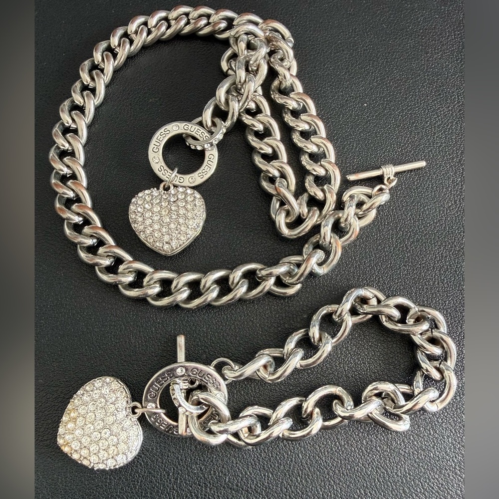 GUESS Silver Crystal Heart Toggle Necklace Set